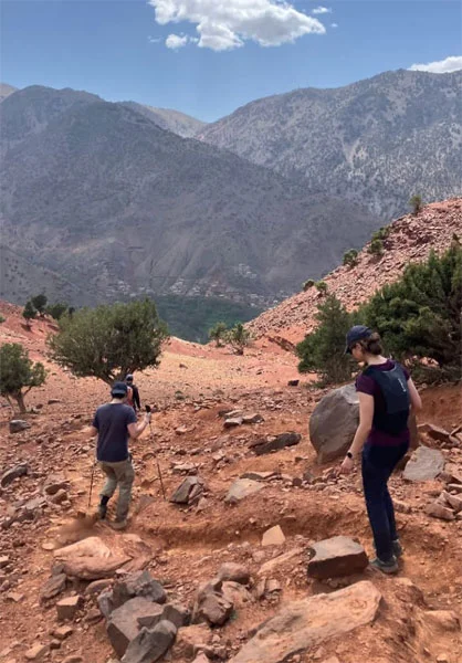 Trekking Azzaden Valley